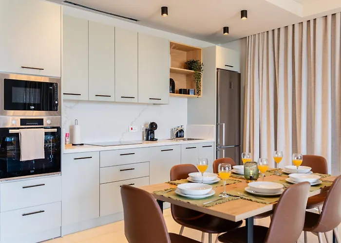 Appartement Aria Penthouse With Large Terrace And Sea Views Il-Pergla