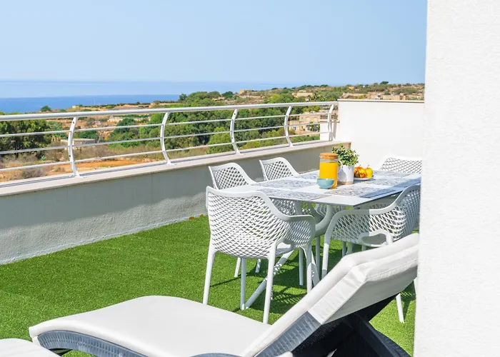 Aria Penthouse With Large Terrace And Sea Views