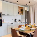 Apartamento Aria Penthouse With Large Terrace And Sea Views Il-Pergla