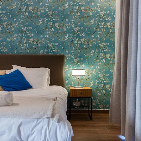 Aria Penthouse With Large Terrace And Sea Views Lägenhet