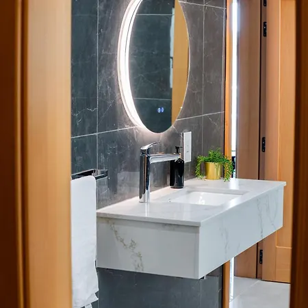 Aria Penthouse With Large Terrace And Sea Views Apartamento Il-Pergla