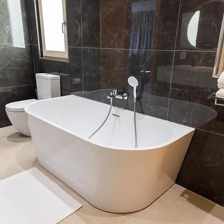 Aria Three Bedroom Penthouse * Il-Pergla