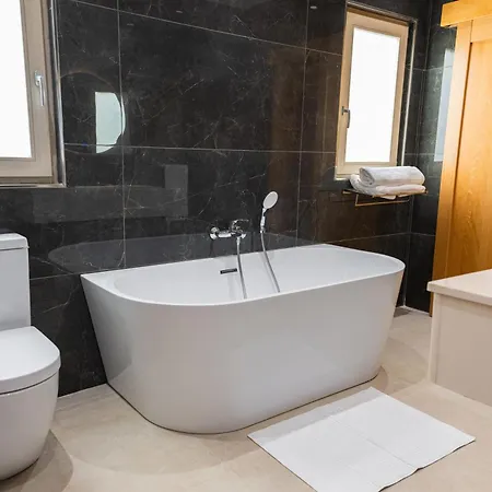 Aria Penthouse With Large Terrace And Sea Views Apartamento *