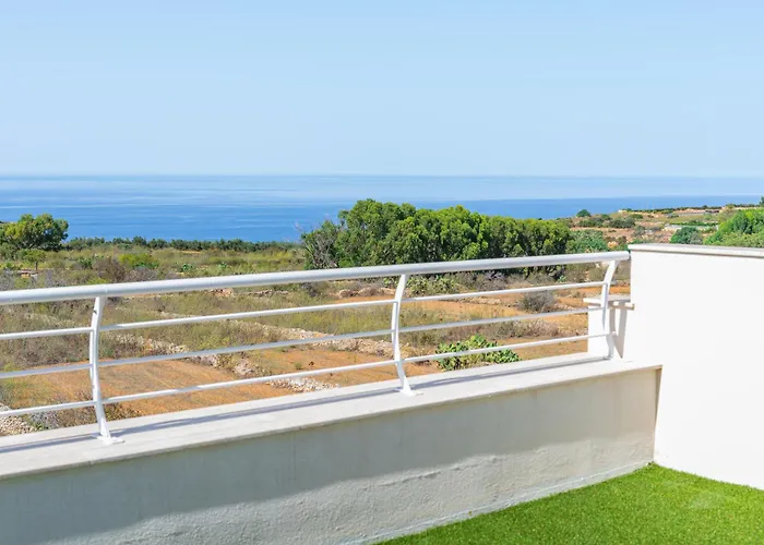 Aria Penthouse With Large Terrace And Sea Views *