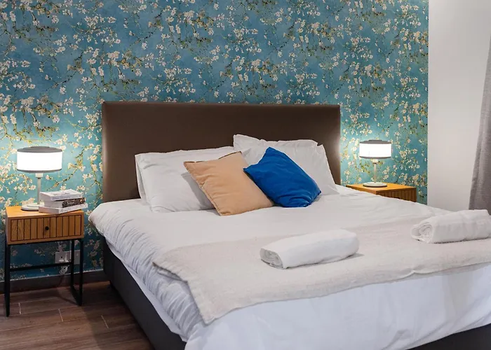 Aria Penthouse With Large Terrace And Sea Views Lägenhet *